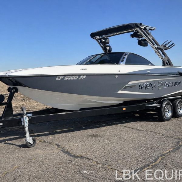 2013 Malibu Wakesetter 24 MXZ