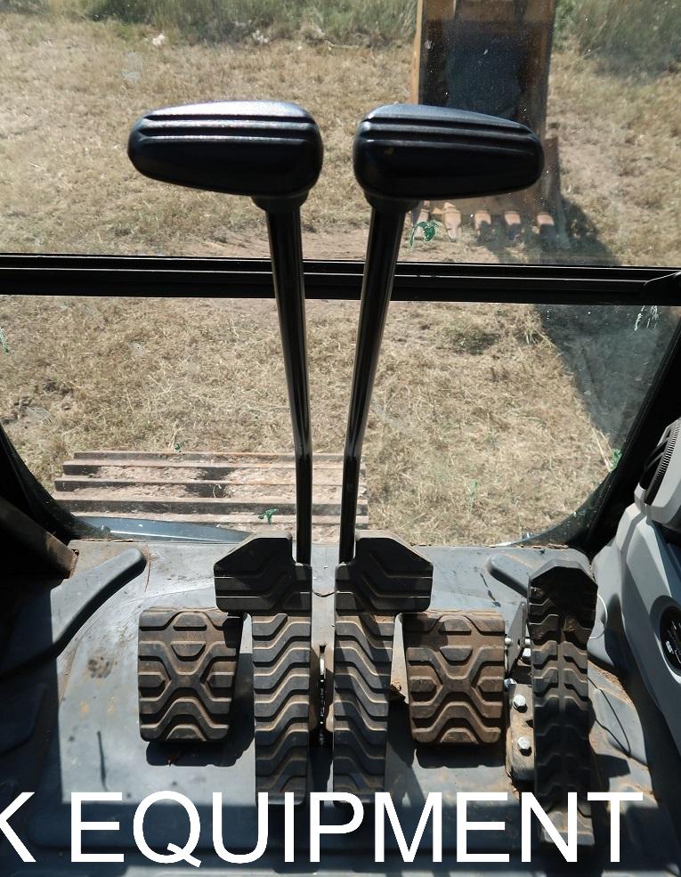 2017 Caterpillar 320F L - Image 10