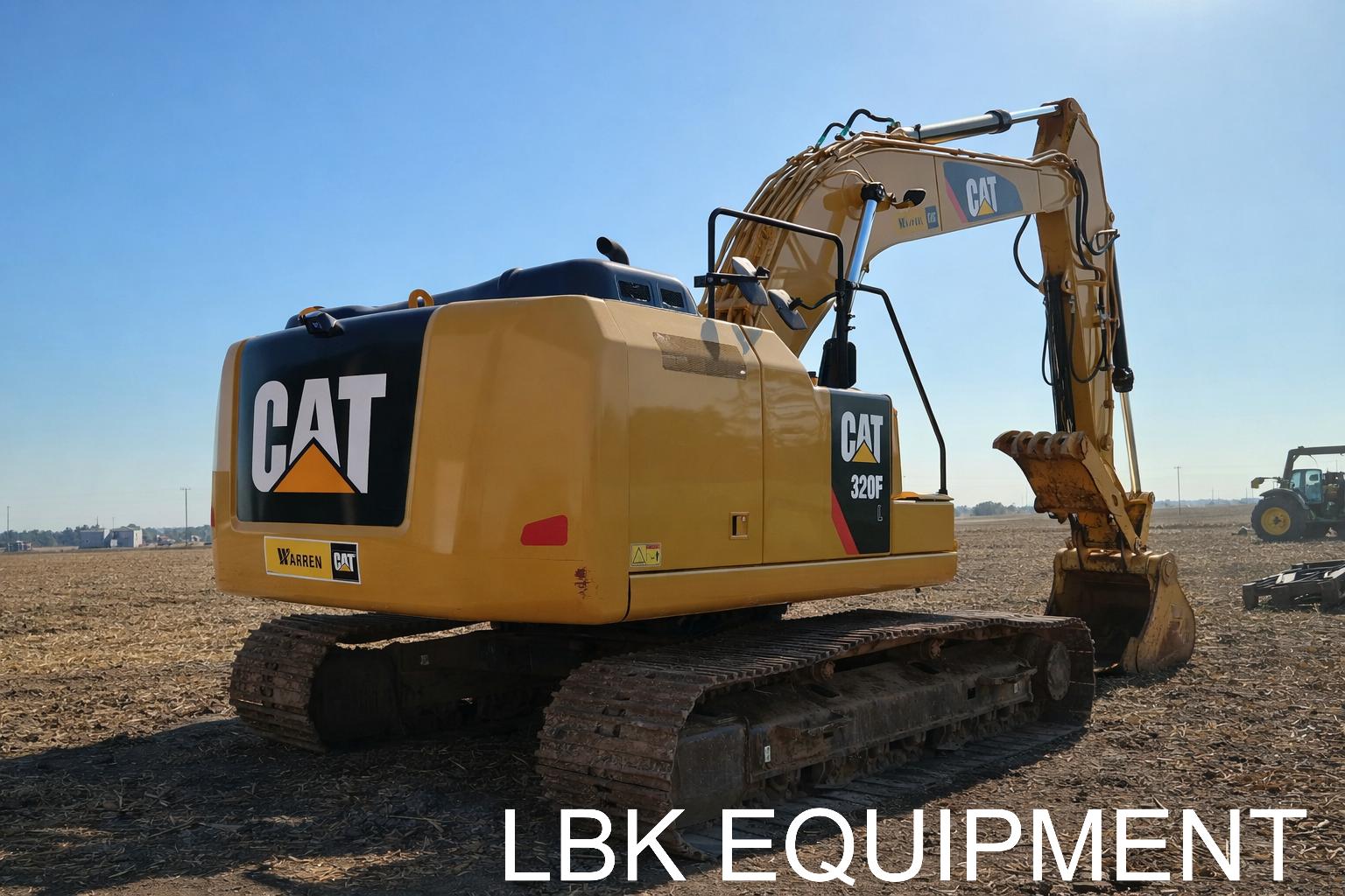 2017 Caterpillar 320F L - Image 3