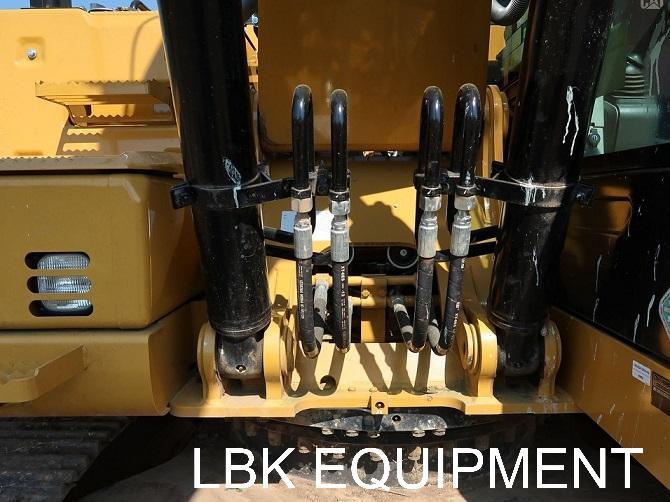 2017 Caterpillar 320F L - Image 11