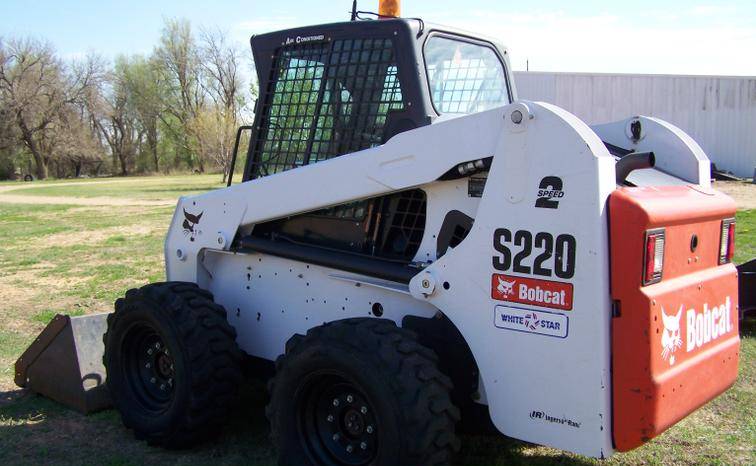 2007 Bobcat S220 - Image 9