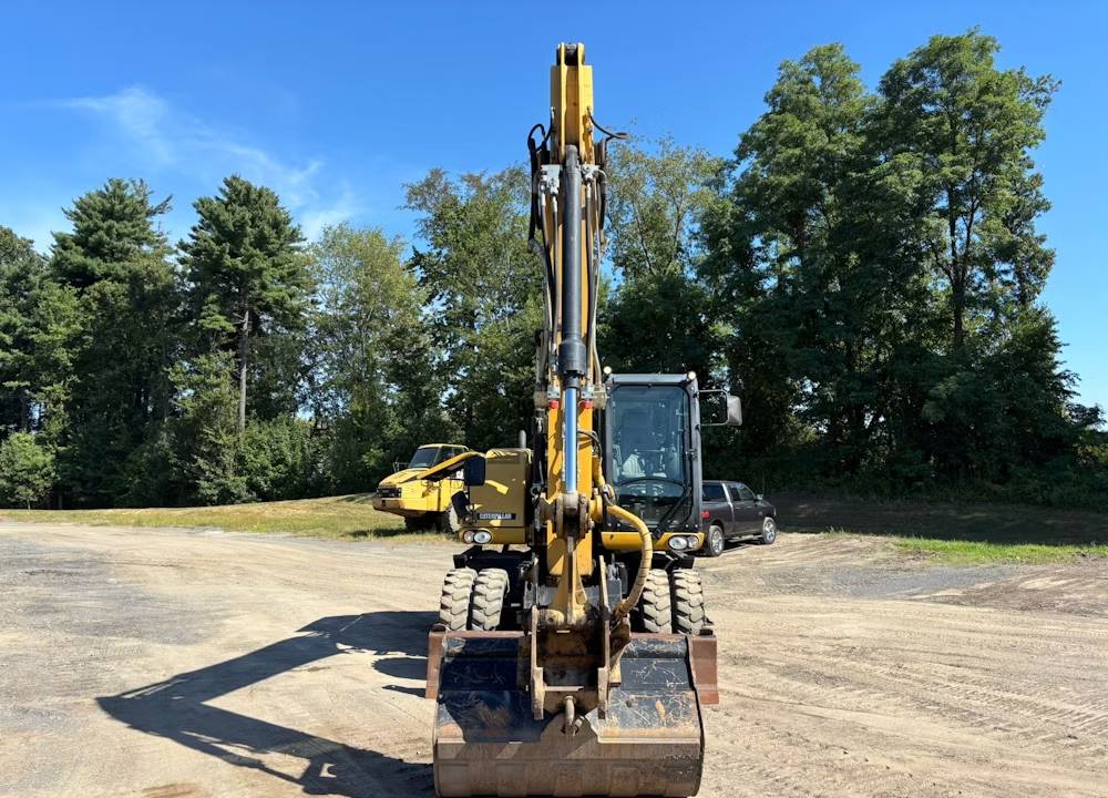 2015 Caterpillar M313D 4x4 - Image 7