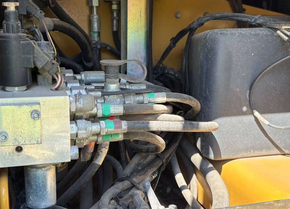 2015 Caterpillar M313D 4x4 - Image 13