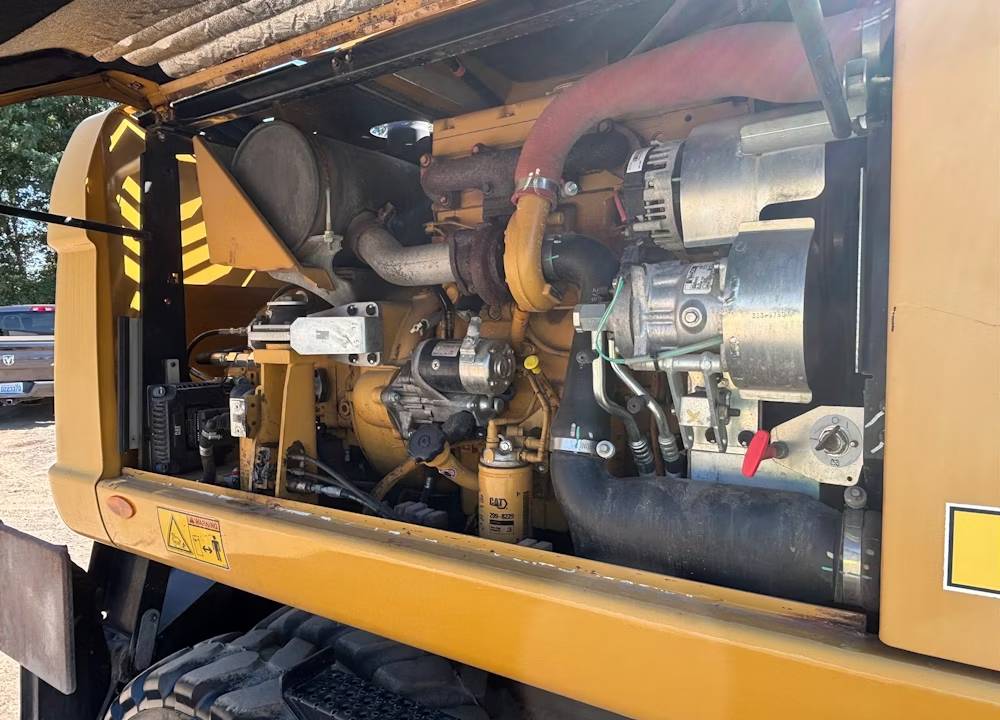 2015 Caterpillar M313D 4x4 - Image 14