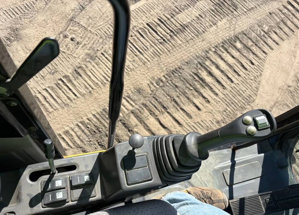 2015 Caterpillar M313D 4x4 - Image 37