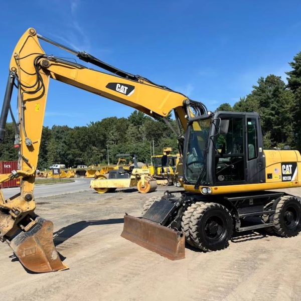 2015 Caterpillar M313D 4x4